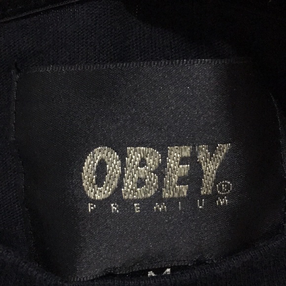 premium obey vintage premium t-shirt - Picture 3 of 4